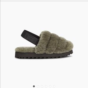 💚UGG Super Fluff Slipper. NWOT